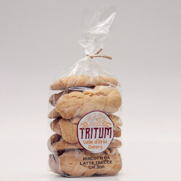 Biscotti da latte trecce