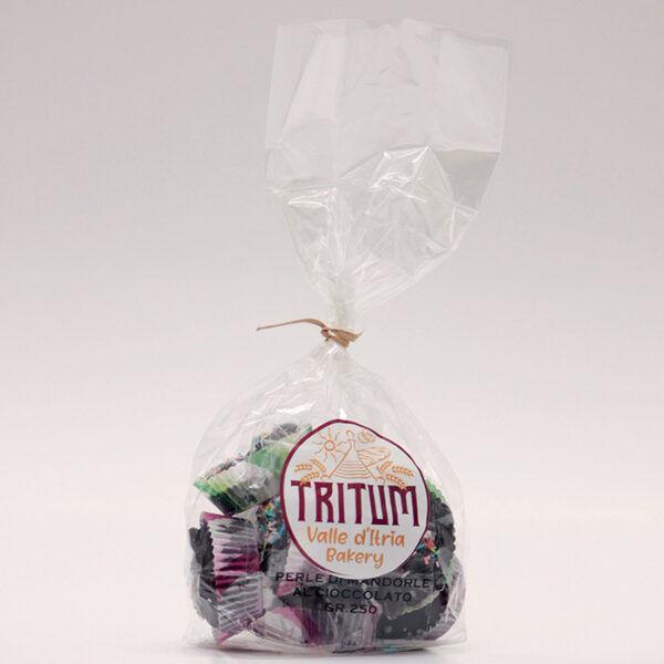 Perle di mandorle al cioccolato