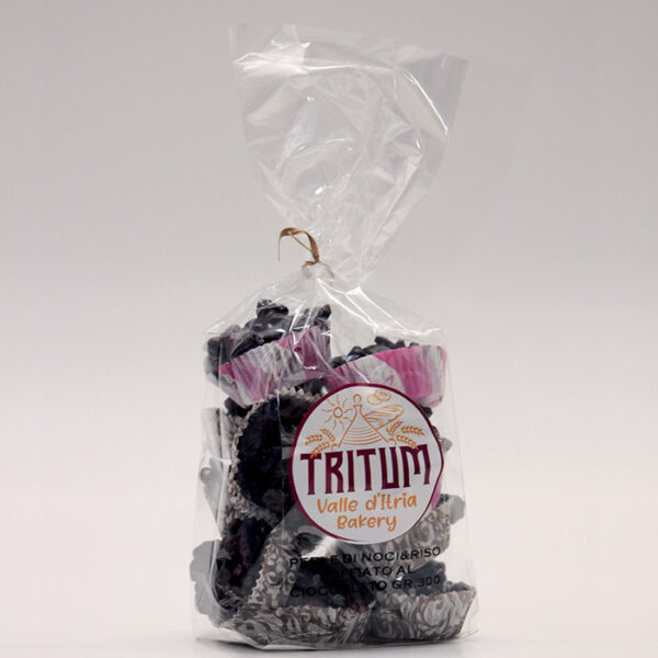 Perle di noci e riso soffiato al cioccolato